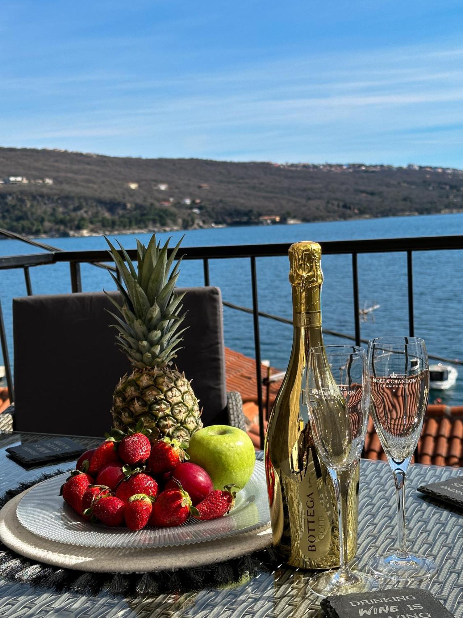 Villa Volos Apartment Karmen With Roof Terrace, Sea View, Free Private Parking Οπατία Εξωτερικό φωτογραφία
